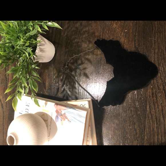 😍HUGE SAVINGS😍BOLD STATEMENT PIECE - Picture 5 of 5